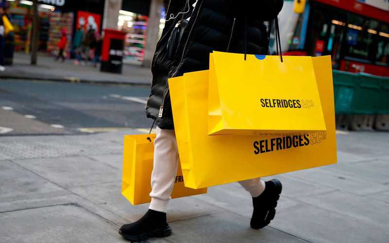 UK rozważa "Shop Out to Help Out". Vouchery na zakupy mają ratować miejsca pracy