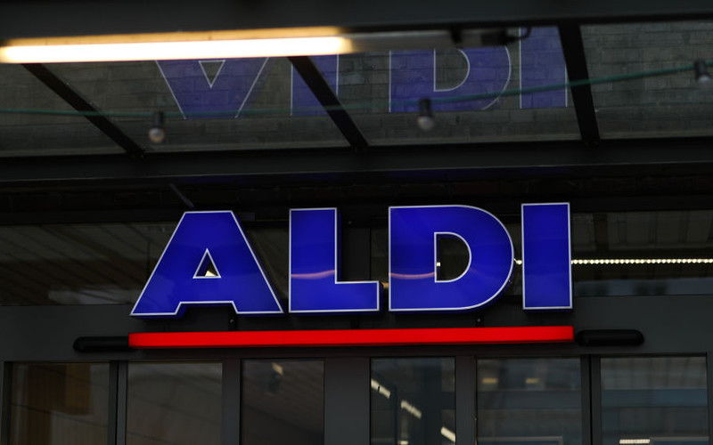 Niemcy: Sieć Aldi wprowadza tanie testy na koronawirusa