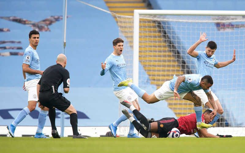 Unbeaten run ends as City lose Manchester derby