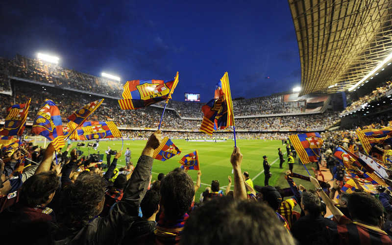 Liga hiszpańska: Rok bez kibiców kosztował kluby prawie 850 mln euro
