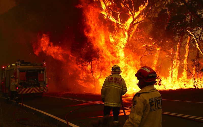 Polish firefighters raise money for Australian wildfire relief