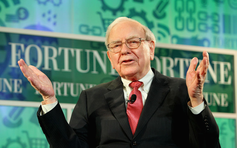 Warren Buffett wyprzedził szefa Facebooka w rankingu najbogatszych