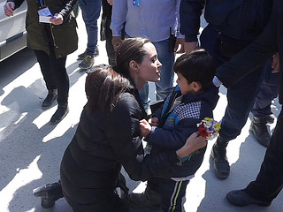 Angelina Jolie odwiedziła obozy dla uchodźców w Grecji