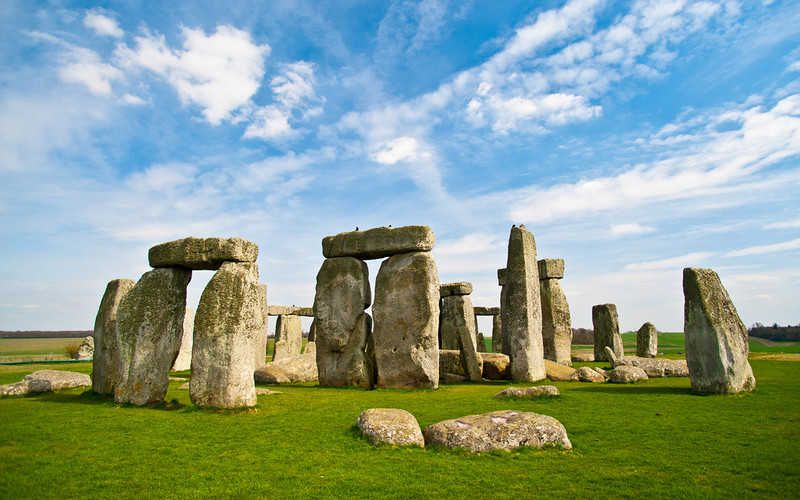 Stonehenge starsze od piramid w Gizie? Archeolodzy zdumieni odkryciem