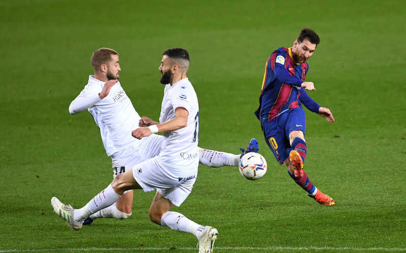 Lionel Messi equals Xavi's Barcelona appearance record in win over Huesca