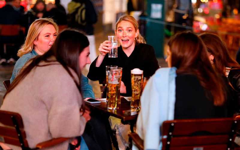 Pub bookings go through the roof ahead of outdoor reopening
