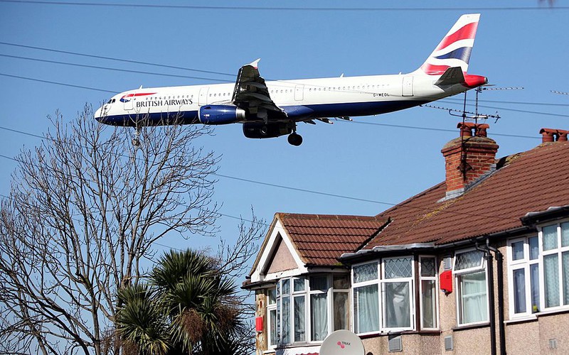 British Airways chce wprowadzić własne "paszporty szczepień"