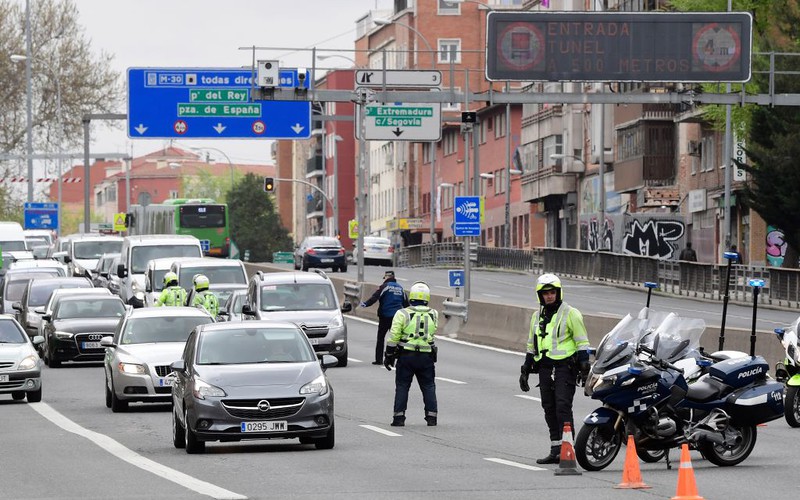 Spain: A five-day ban on leaving the Autonomous Communities has entered into force