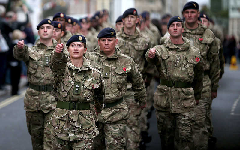 Wielka Brytania wyda więcej na wojsko, ale żołnierzy będzie mniej
