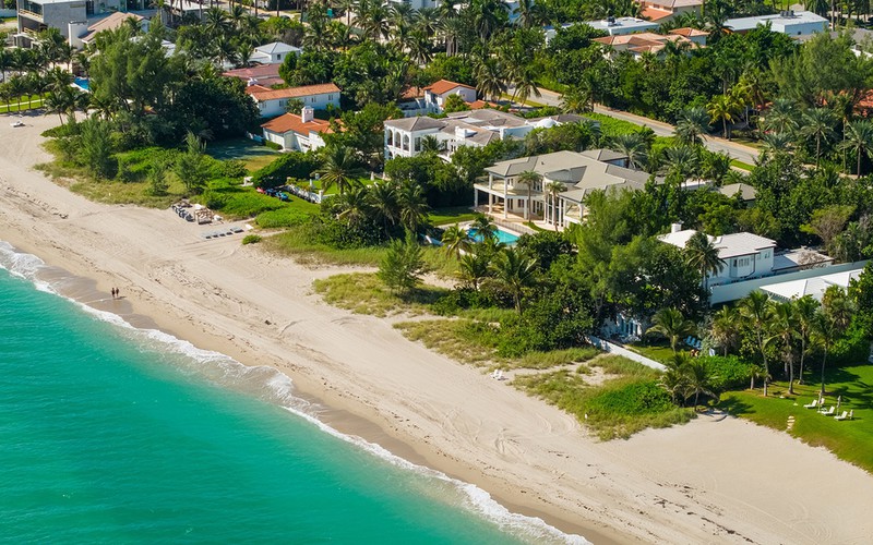 Spain: Thieves hunt celebrity mansions