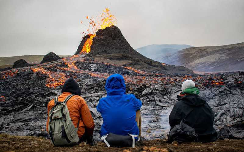 Islandia: Wybuch wulkanu Fagradalsfjall nową atrakcją turystyczną