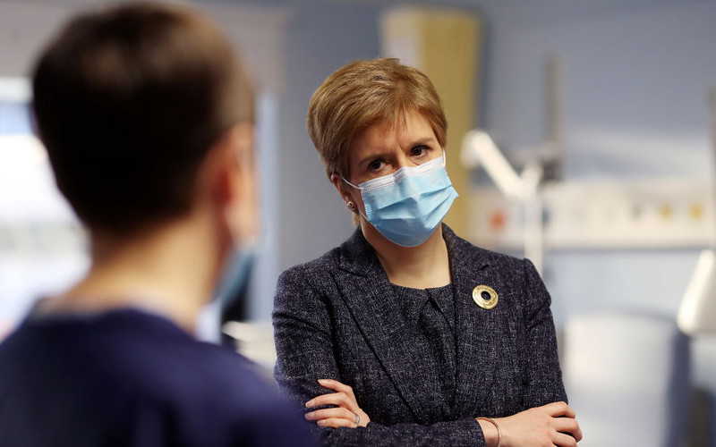 Służba zdrowia w Szkocji otrzyma 4 proc. podwyżki 