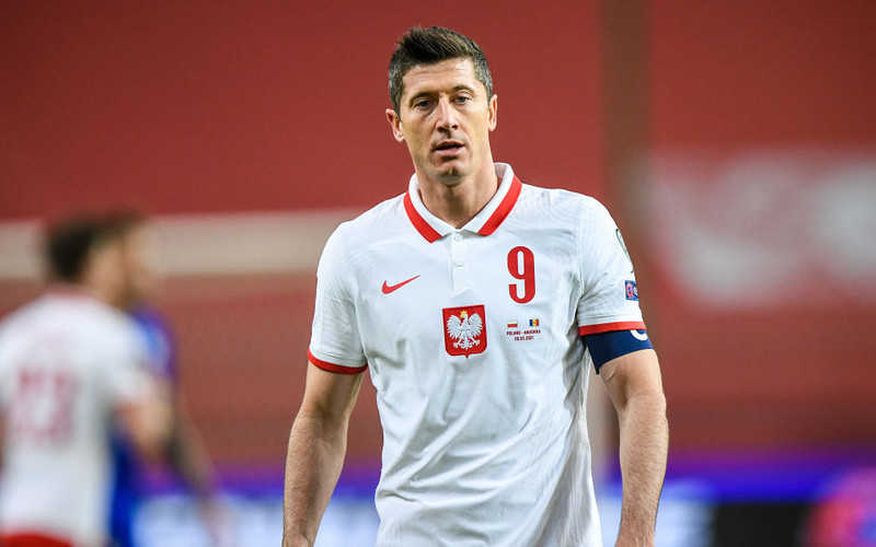 Robert Lewandowski to miss Poland’s World Cup qualifier against England
