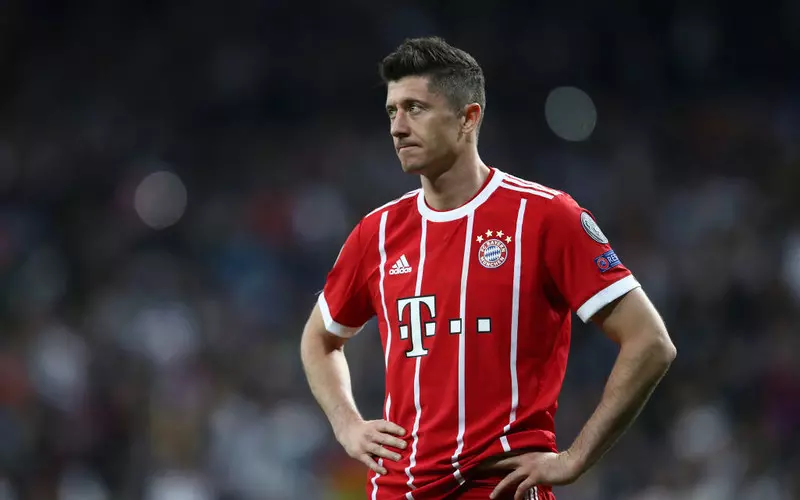 Bayern striker Robert Lewandowski out of action for four weeks