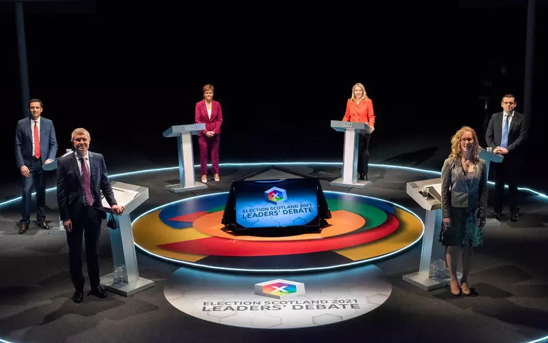 Scottish party leaders argued in the election debate over the referendum