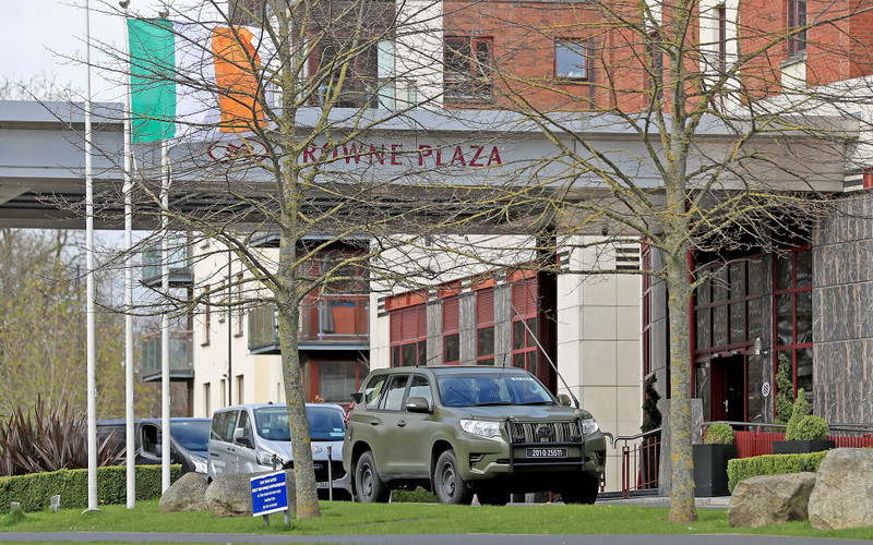 Irlandia: Nie chciały iść na "hotelową kwarantannę". Trafiły do aresztu