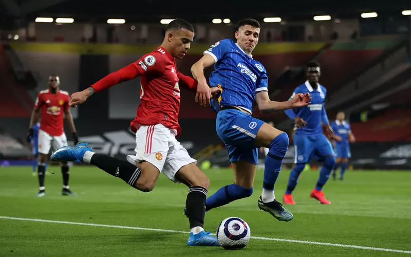 Manchester United beat Brighton 2-1 at Old Trafford