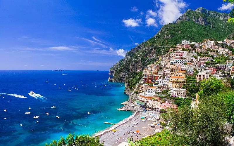 Włoskie wyspy wolne od Covid-19 mają uratować turystykę
