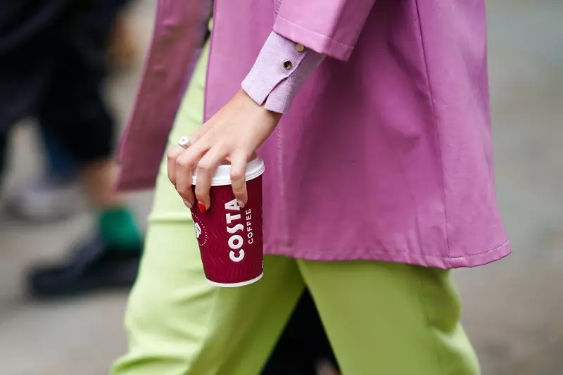 Costa sprzedaje kawę po 50 pensów. Promocja tylko w tym tygodniu