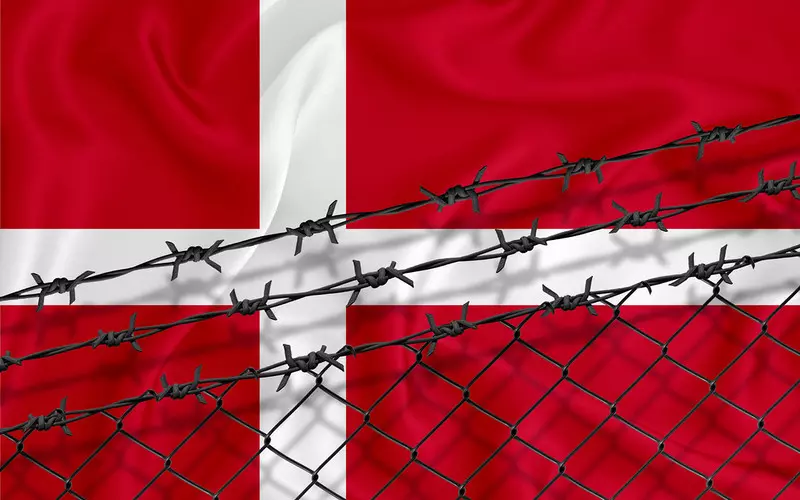 The Guardian: Denmark deprives Syrian refugees of residence permits