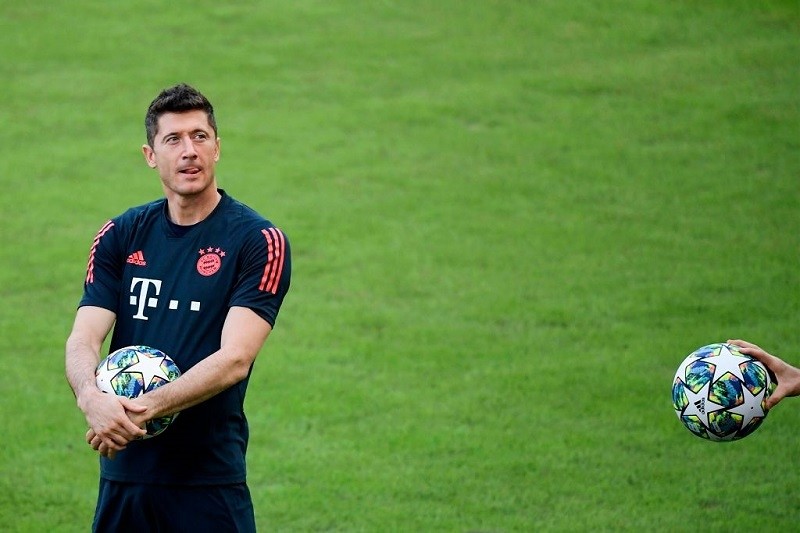 Robert Lewandowski returns to training