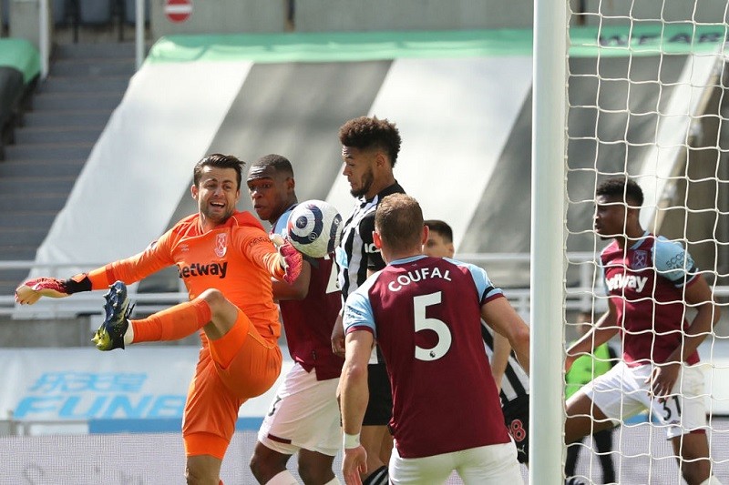 Lukasz Fabianski apology to West Ham fans
