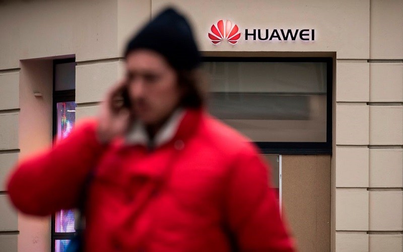Huawei overheard the Dutch, including the Prime Minister