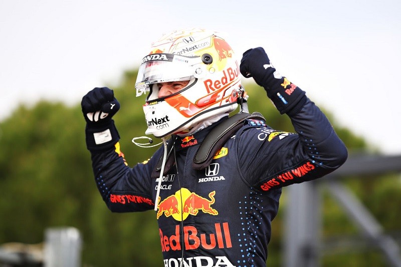 Max Verstappen wins at Imola but Lewis Hamilton stays ahead