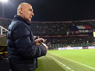 Palermo make eighth coaching change of season