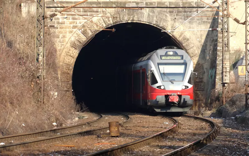 Węgry: Szybka kolej Warszawa-Budapeszt może dotrzeć również do Wiednia