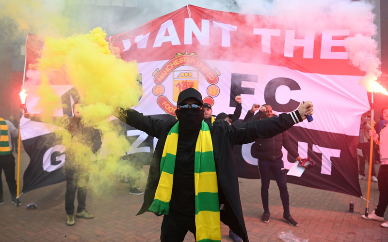 Manchester United v Liverpool: Premier League game rearranged for Thursday, 13 May