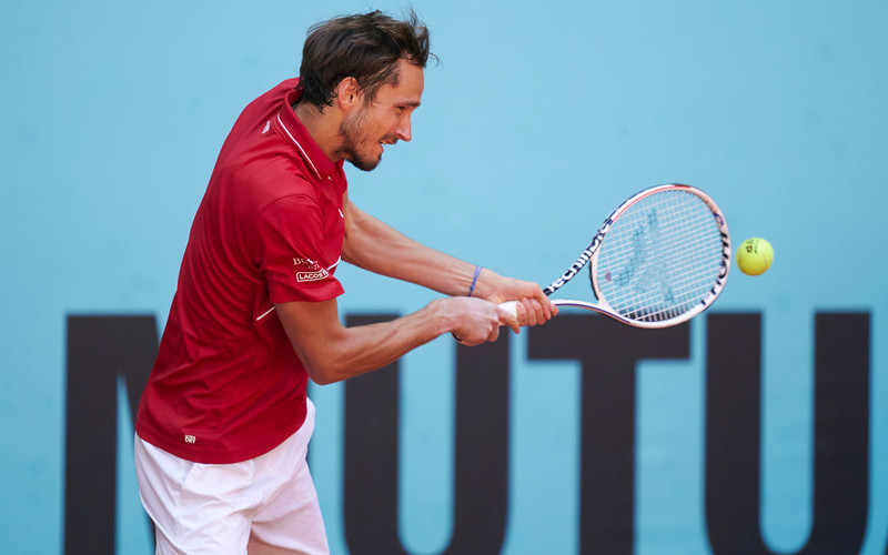 Rankingi ATP i WTA: Miedwiediew wyprzedził Nadala, Świątek wróciła na 15. miejsce