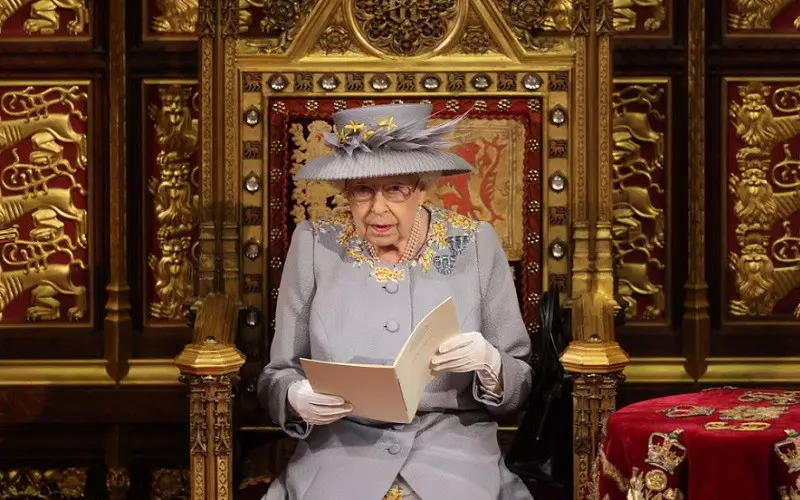 Mowa tronowa Elżbiety II. Priorytetem "narodowa odnowa po pandemii"