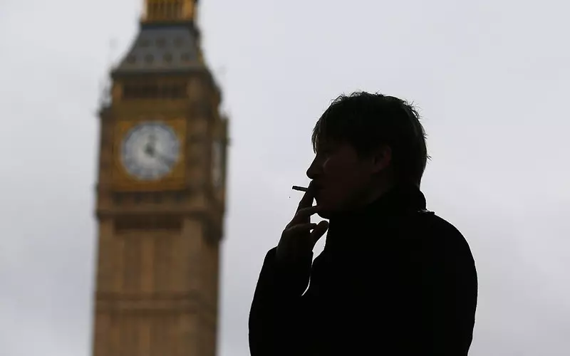 Rekordowy wzrost liczby palaczy w UK po lockdownie