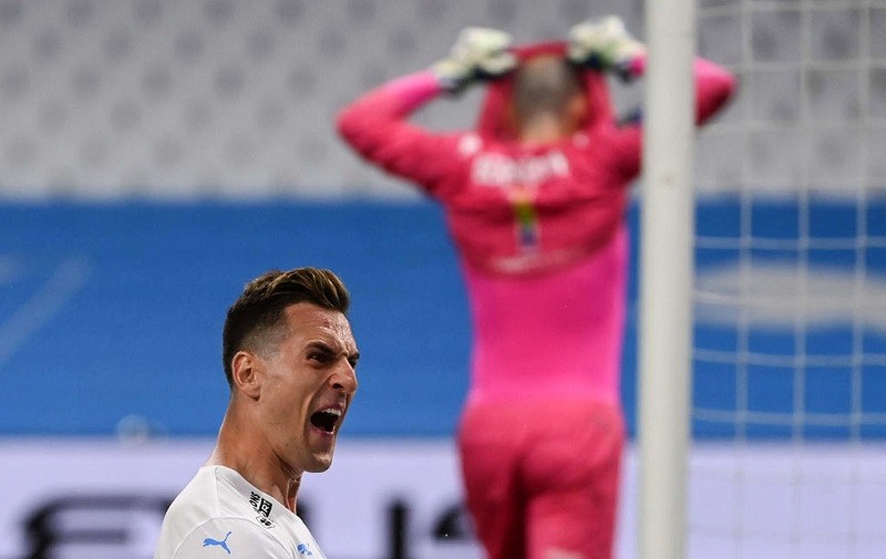 OM defeats Angers thanks to a hat-trick from Milik