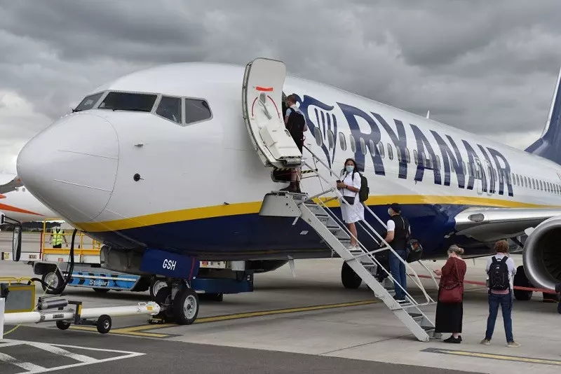 Ryanair reveals record annual losses but sees recovery on horizon