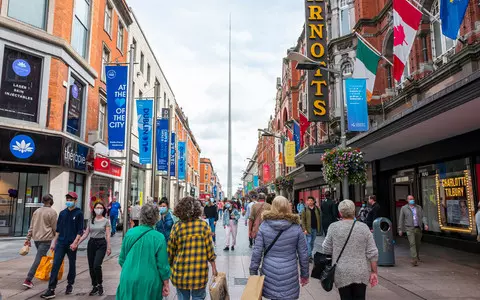 Ireland reopens shops after 4,5 months break