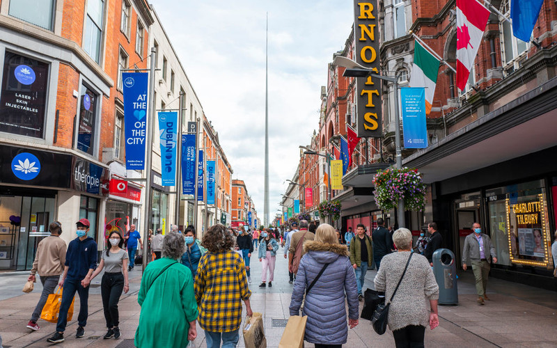 Ireland reopens shops after 4,5 months break