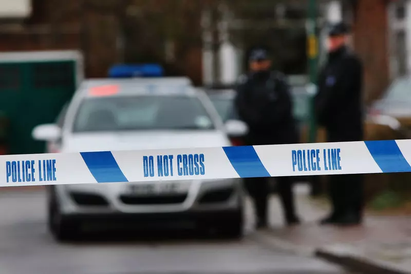 Dwie osoby aresztowane po pobiciu rabina koło synagogi pod Londynem
