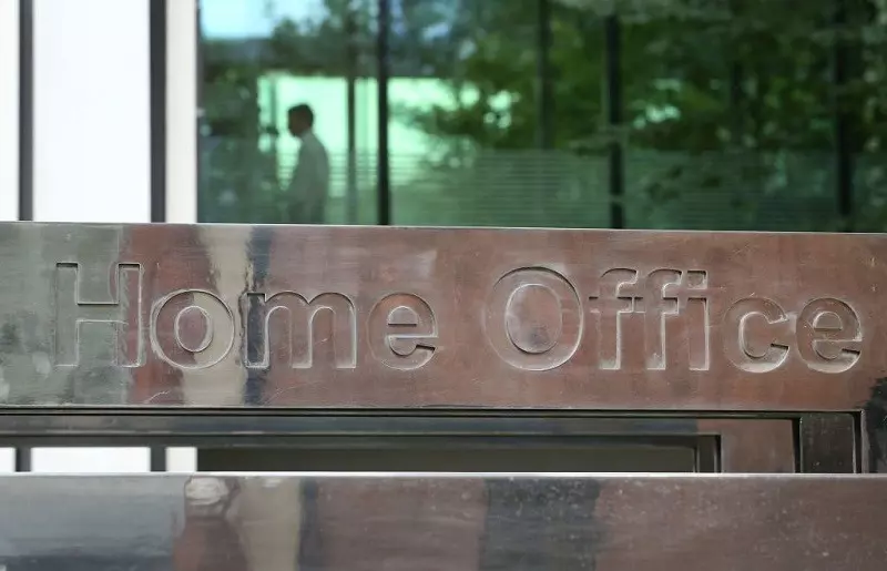 Home Office letter wrongly tells British citizens to apply for settled status
