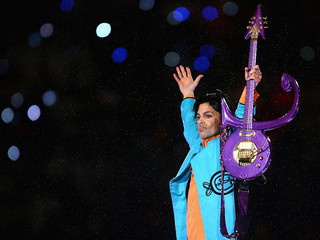 Wstępna sekcja zwłok: "Nic nie wskazuje na to, że Prince popełnił samobójstwo"