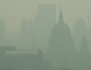 Gigantyczny smog na Wyspami. Najgorzej w Londynie