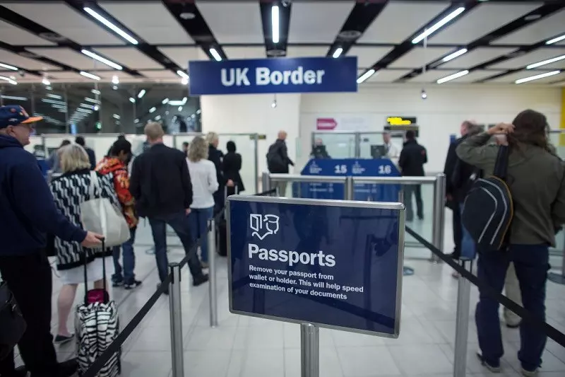 Granica UK będzie "w pełni cyfrowa", by kontrolować poziomy migracji