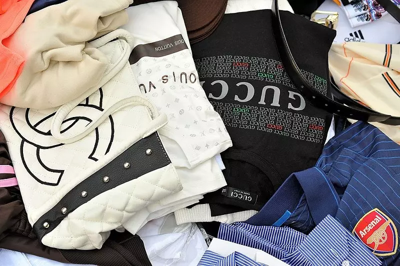 Almost 20 percent of Poles buy counterfeit brands