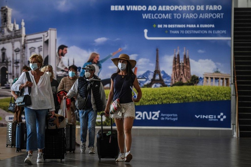 Brytyjski rząd usunął Portugalię z "zielonej listy" podróży