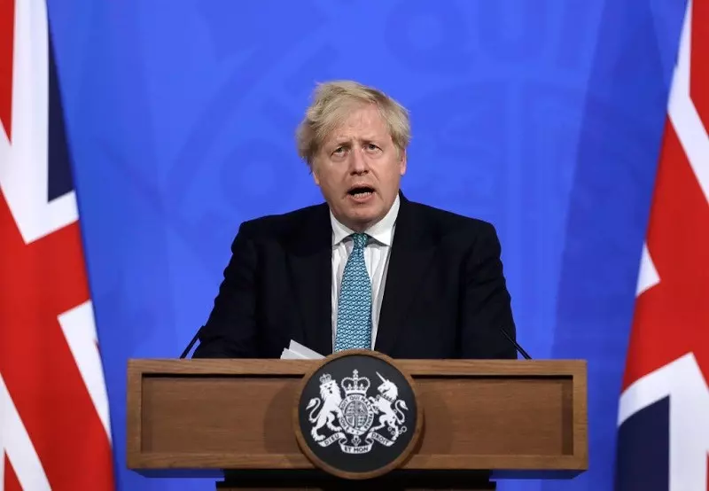 Boris Johnson: "Zaszczepmy cały świat do końca 2022 roku"