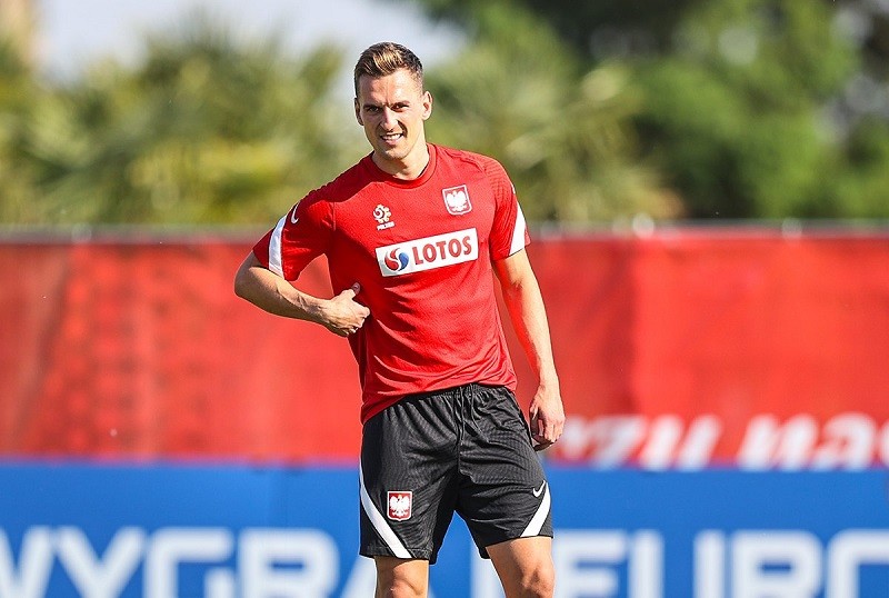 Official: Injured Milik Ruled Out of UEFA EURO 2020