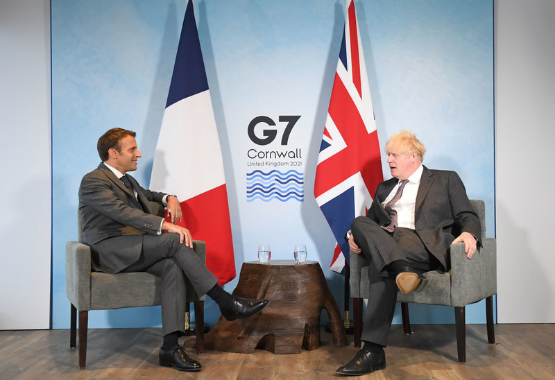Macron: Improvement of relations with the UK is possible if Johnson keeps his word on Brexit