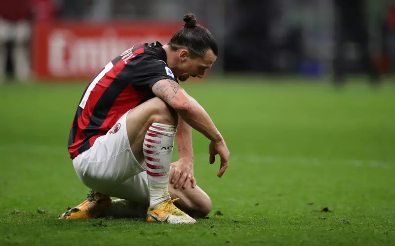 Liga włoska: Ibrahimovic przeszedł operację kolana