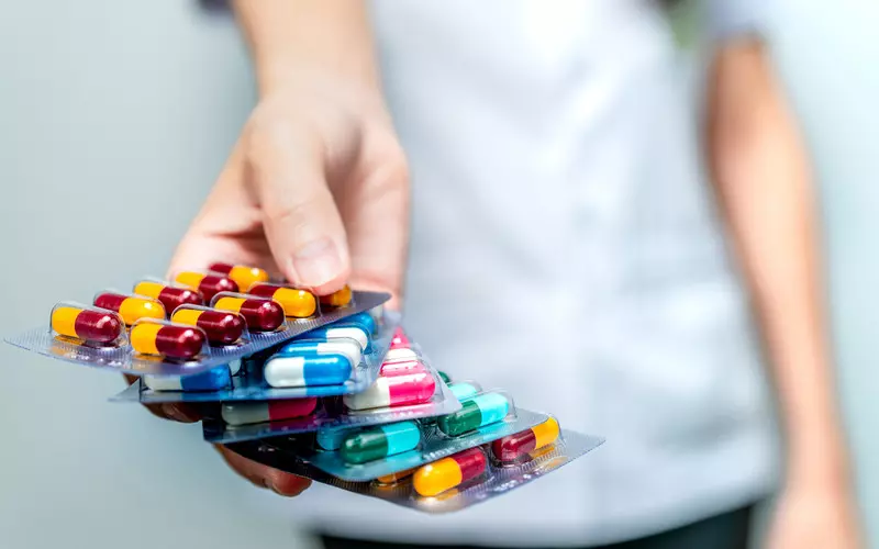 Polacy biorą za dużo antybiotyków. Szczególnie zagrożone są dzieci